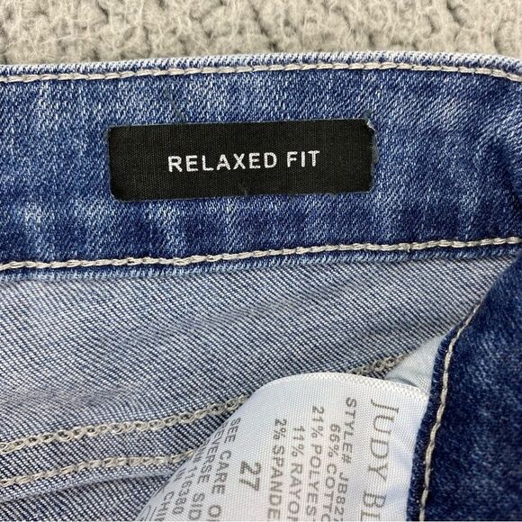 Judy Blue Women's Shredding Up My Life Distressed Relaxed Fit Jeans | Size: 27 - Picture 12 of 14